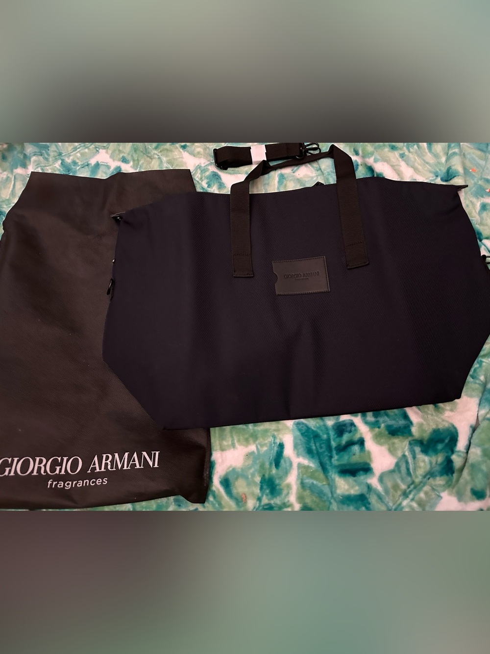 Giorgio Armani Fragrances Travel/Weekender  Bag & Dopp Bag,New